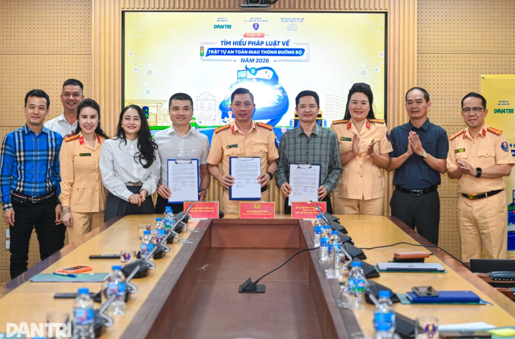 Từ cuộc thi tìm hiểu luật đến thay đổi tư duy giao thông
